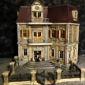 Playmobil Haunted Halloween Victorian Gothic Mansion 5302 custom house