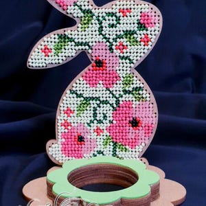 Ostern Ei Stand Kaninchen Form Perlen Stickerei Ostern Tisch Dekorationen Decor Ostern Bunny Ei Halter