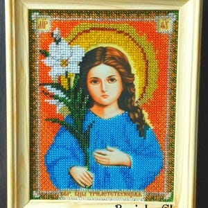 Icona della Madre di Dio a tre lettere, consacrata, ricamo a mano con perline, baguette senza vetro, dono cristiano, piccola icona
