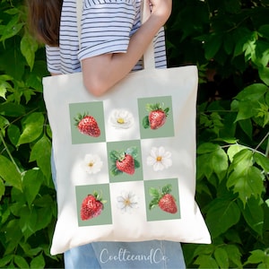 Strawberry Tote Bag Strawberry Lover Gift Spring Tote Shopper Summer Bag Eco Friendly Bag Reusable Grocery Tote Cute Tote Farmers Market Bag