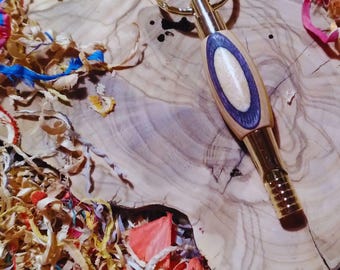 Keychain with whistle Skateboard Upcycling - Handmade from broken skateboards