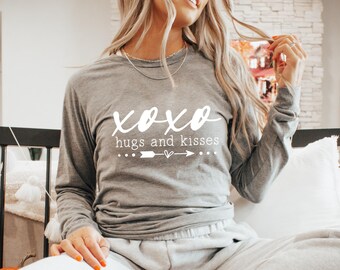 Baci e abbracci SVG, Xoxo Svg, Cuore Svg, San Valentino Svg, Amore Svg, Camicia San Valentino Svg, Cuore Leopardo SVg, San Valentino Svg, File tagliati