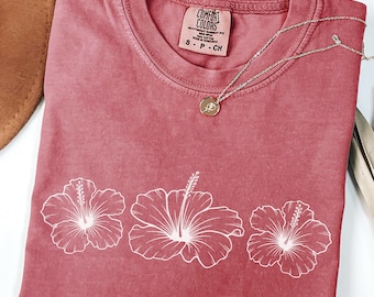 Hibiscus Flower Comfort Colors T-Shirt, Minimal Summer Tee, Boho Floral Graphic Shirt, Cute Vacation Shirt, Vintage Washed Hibiscus Tee