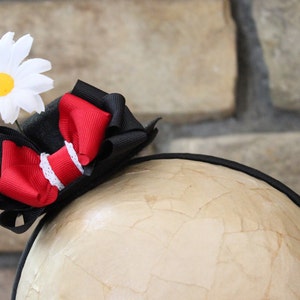 Mary Poppins Mini Hat with Daisy and Red and Black Bows. Light Weight Comfortable Jolly Holiday Fascinator Hair Accessory image 2