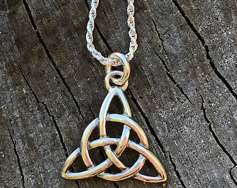 Trinity knot necklace. Celtic knot necklace. Sterling silver Trinity knot necklace. Celtic Trinity knot necklace. Trinity knot pendant.