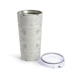 Weißer Edelstahl Isolierbecher mit Birkenrinde. Nordöstliches Waldland Design. Edelstahlbecher 20oz