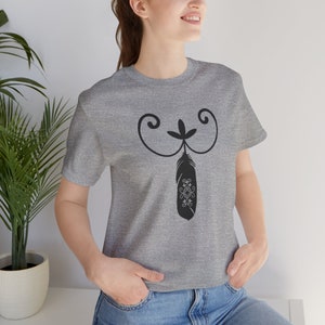 Double Curve with Feather t shirt. Wabanaki Double Curve feather t shirt. Awasos Silver design. Unisex Jersey Short Sleeve Tee