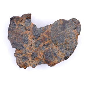 Prawdziwy meteoryt diogenitowy – Taoudenni, Mali | Głęboki kamień skorupowy z planetoidy Westa | Certyfikowany autentyczny okaz meteorytu