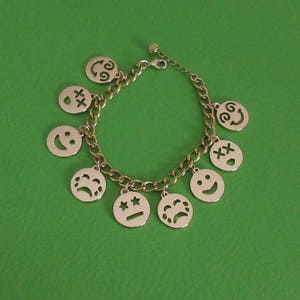 Smiley Happy Face Charm Bracelet~Emoji~Smile Faces