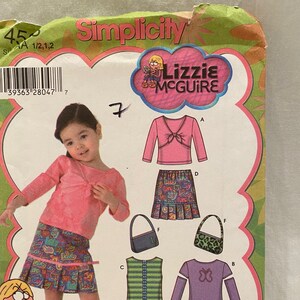 UNCUT Simplicidad 4563 Tamaño: 1/2, 1, 2 Faldas para niños pequeños y niños, bolso, tops de punto
