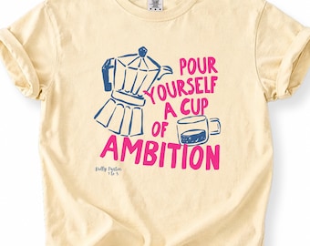 Camiseta Dolly Parton "Sírvete una taza de ambición", camiseta retro de café, estilo country de 9 a 5, cafetera moka, club del café, amante de la cafeína, camiseta de Dollywood