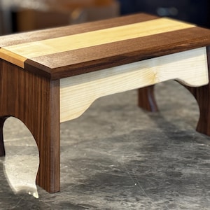 Handcrafted Maple & Walnut Hardwood Step Stool - 16”x10”x9”