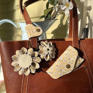 Gelb-weiße Blumenprint-Kollektion