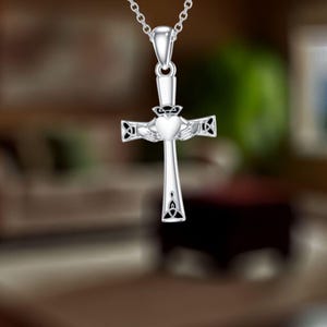 Claddagh Celtic Cross Necklace 925 Sterling Silver Celtic Knot Christian Pendant Necklace For Women