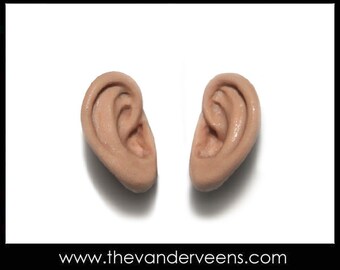Moule - Ensemble d’oreilles No.1 ( Environ 0,6 cm x 1,2 cm) par Veronica Jeong
