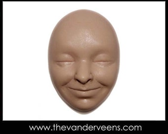 Mold No.87 (Face- Happy smilimg)with closed eyes) by Veronica Jeong