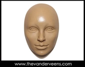 Mold No.99 (Cara- Cara alta cheekbone-slim cara con los ojos abiertos) por Veronica Jeong