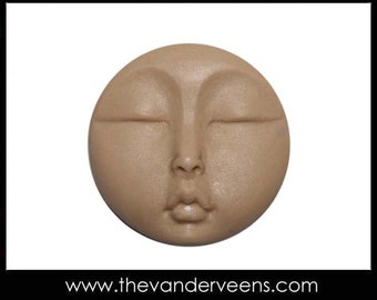 Molde No.191 (cara de luna llena - aplanador) por Veronica Jeong