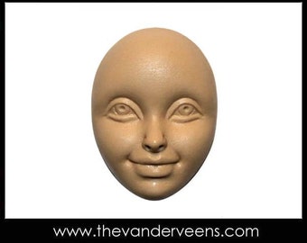 Mold No.199 (Cara con sonriente) por Veronica Jeong