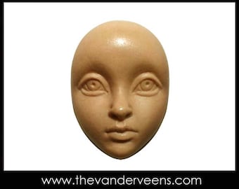 Molde No.245 (Cara-Mujer con los ojos abiertos) por Veronica Jeong