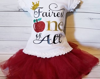 Girls' Snow White 1st Birthday Shirt: Glitter Crown, Apple "Fairest One"