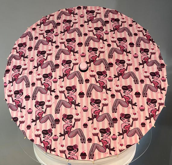 Miss Cupcake parasol
