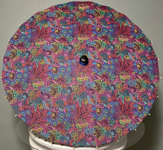Seashells underwater parasol