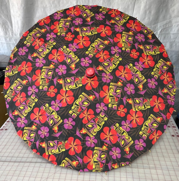 Tropical tiki parasol