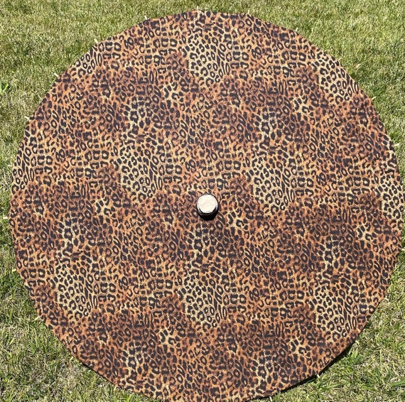 Leopard print parasol