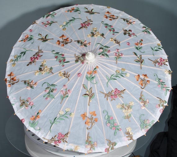 Embroidered spring flowers parasol