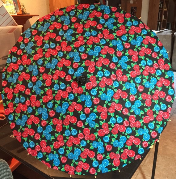 Red and Blue Roses Parasol