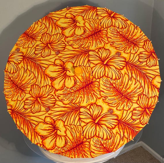 Sunburst leaves tropical parasol