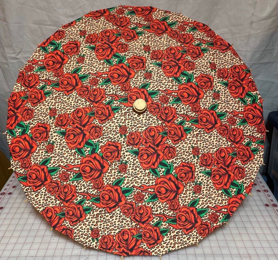 Roses and leopard print parasol