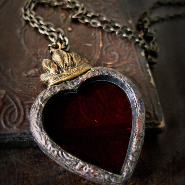 Flammendes rot - Glasmalerei Sacred Heart Halskette