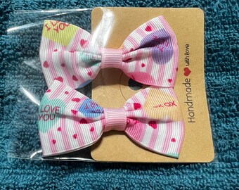 Lazo para el cabello con pinza de cocodrilo, diseño rosa