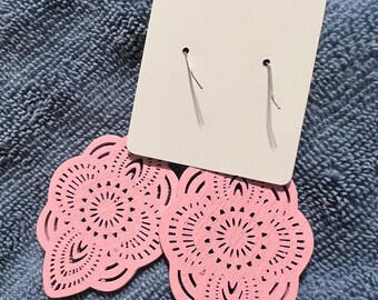 Pendientes colgantes de madera ligeros