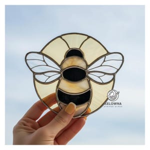 Stained Glass Bumblebee Pattern