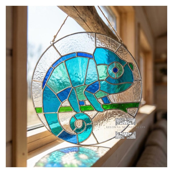 Stained Glass Chameleon Pattern