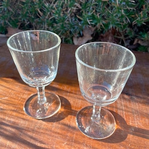 Vintage Set of (2) 1950’s Clear Cocktail Glasses