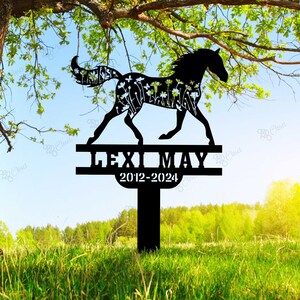 Custom Horse Memorial Stake, Horse Grave Marker Sign,Horse ,Horse Loss Memorial Sign, Pet Memorial Sign, Pet Name Sign