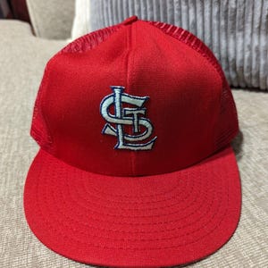 Vintage St Louis Cardinals Trucker Hat Snapback Cap Red NWT New Mesh MADE in USA