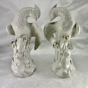 Vintage Itália Mottadhedeh Par Porcelana Blanc De Chine Masculino e Feminino Poupa Estatuetas de Pássaros Exóticos