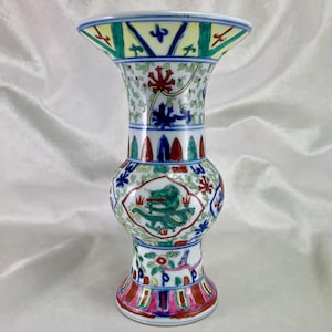 Antique Chinese Wanli Porcelain Wucai Four Dragon Gu Vase