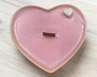 Domowej roboty świeca sojowa o zapachu Love Spell z WoodWick - ręcznie robiona aromaterapia