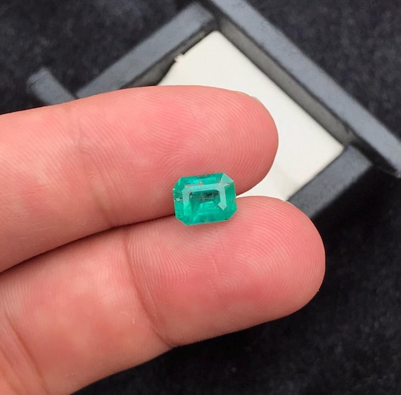 1.70 CT Natural Emerald Gemstone Afghanistan Emerald Stone , Faceted Cut Emerald For Ring , Emerald Loose Gemstone , May Birthstone
