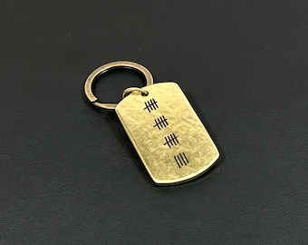 Porte-clés 19e anniversaire en bronze | Marques de pointage gravées, cadeau personnalisé
