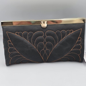 Cartera plegable de cuero de 7.5" con cierre para mujer