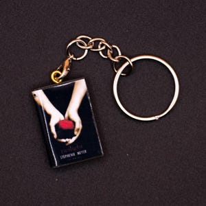 Boeksleutelhanger Twilight by Stephanie Meyer