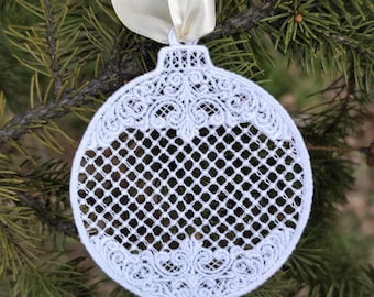 FSL Christmas Ornament Embroidery Design, Lace Bauble Machine Pattern (Digital Download)