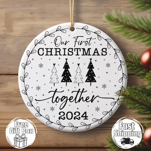 Il nostro primo Natale insieme 2024 Ornamento in ceramica Ornamento natalizio abbinato Ornamento seramico abbinato Ornamento natalizio